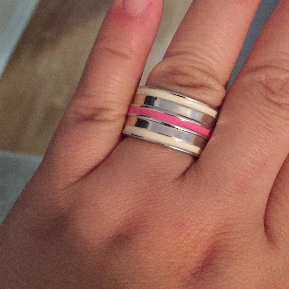 Lia Sophia Ring size 9
